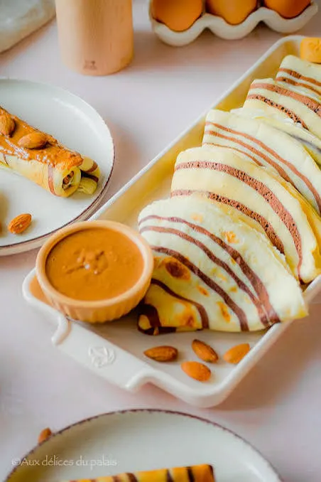 CRÉPE  AMLOU