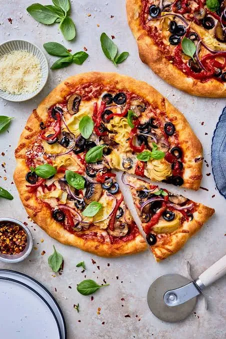 PIZZA VÉGÉTARIENNE
